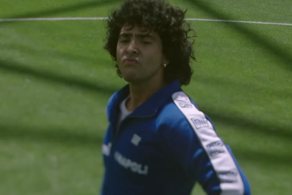 Nazareno Casero como Maradona en la serie de Amazon - 