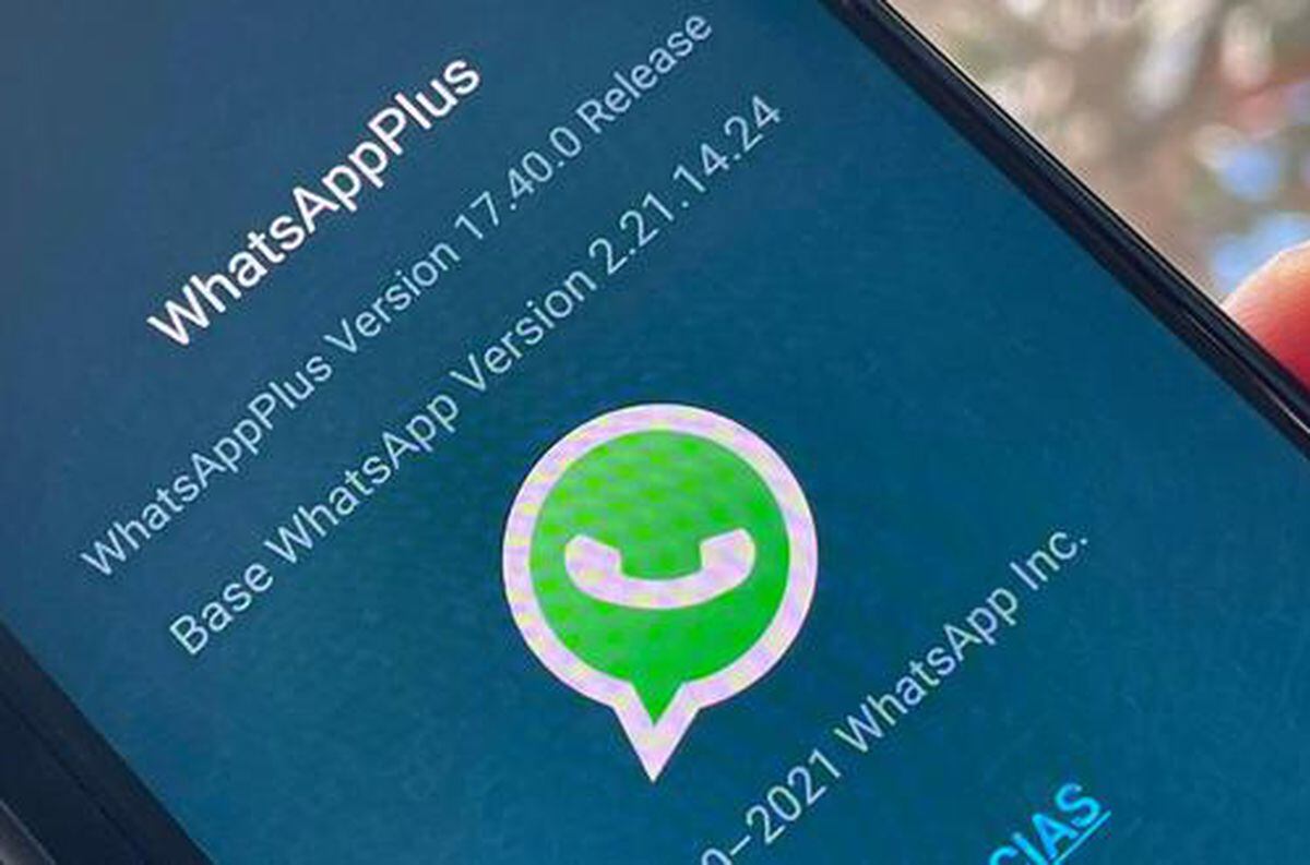 WhatsApp Plus, la “actualización no autorizada” por Facebook que permite personalizar por completo toda la interfaz de la app.