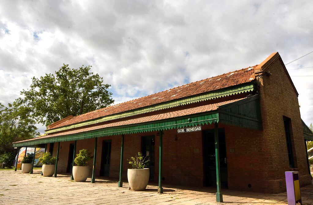 Museo Ferroviario en la Estación Benegas, de Godoy Cruz.


Foto:  Orlando Pelichotti
