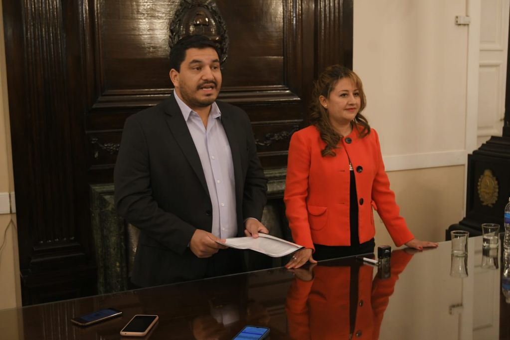 El intendente Ojeda presentó su proyecto minero en la Legislatura. Ignacio Blanco / Los Andes