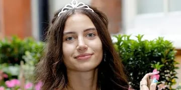 Una finalista de Miss Inglaterra decidió participar sin maquillaje e hizo historia