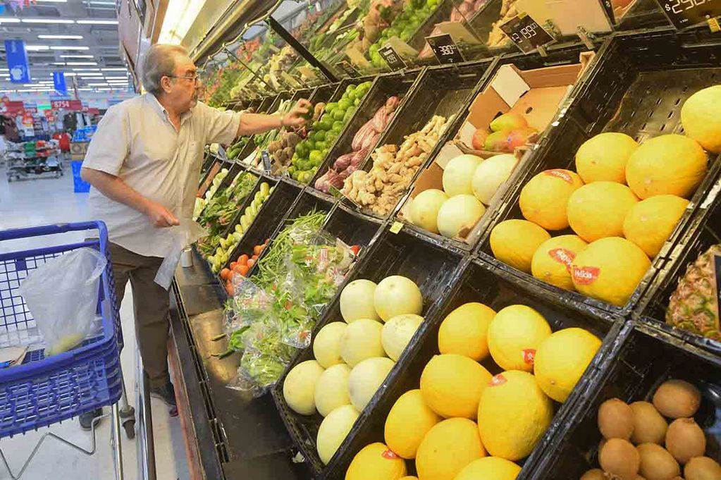 Jubilados, compra con descuento en supermercados. Imagen ilustrativa.

Foto: José Gutierrez / Los Andes