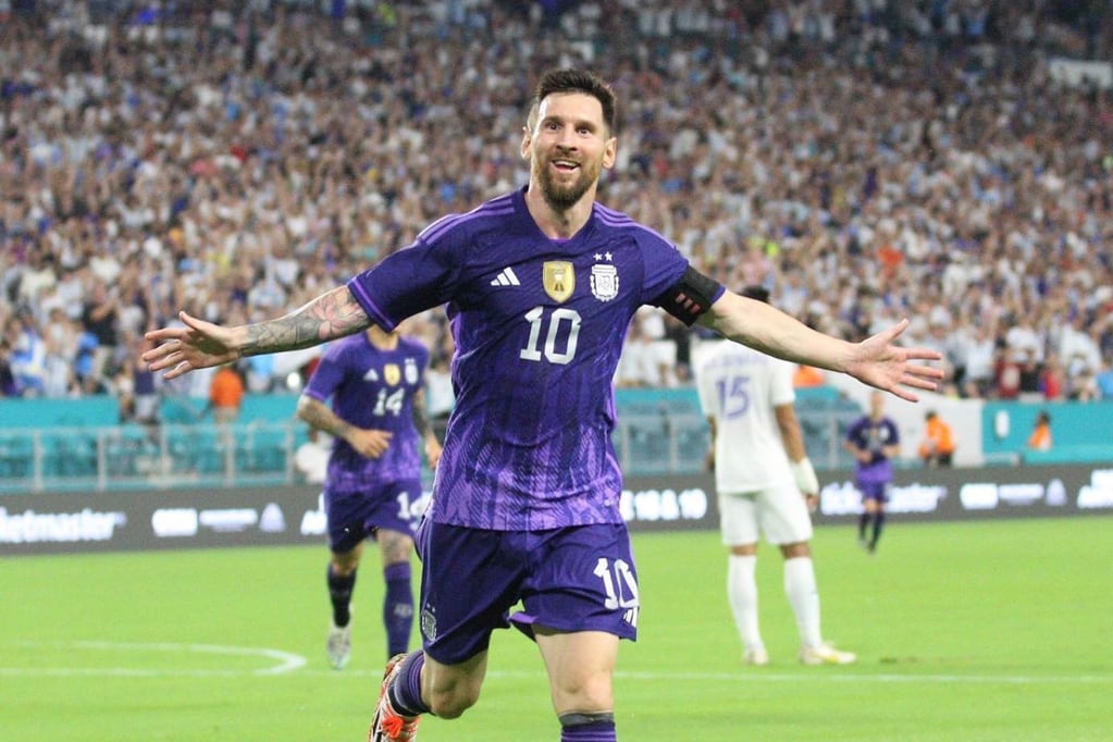 Lionel Messi marcó dos goles ante Honduras y fue la figura. 