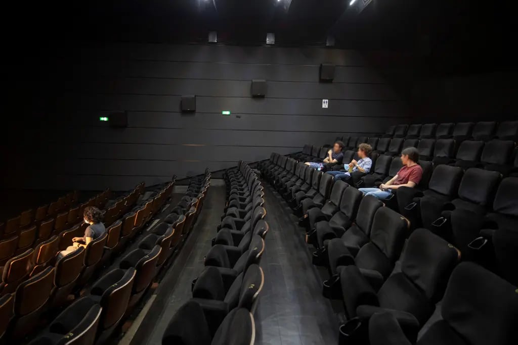 Los cines aprobaron protocolos para la reapertura gradual de salas (Foto: Archivo)