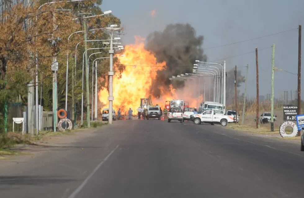 El incendio ocurrió cerca de una planta procesadora de gas - José Gutiérrez
