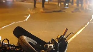 Accidente fatal en Guaymallén: murió un motociclista que chocó de frente contra una camioneta