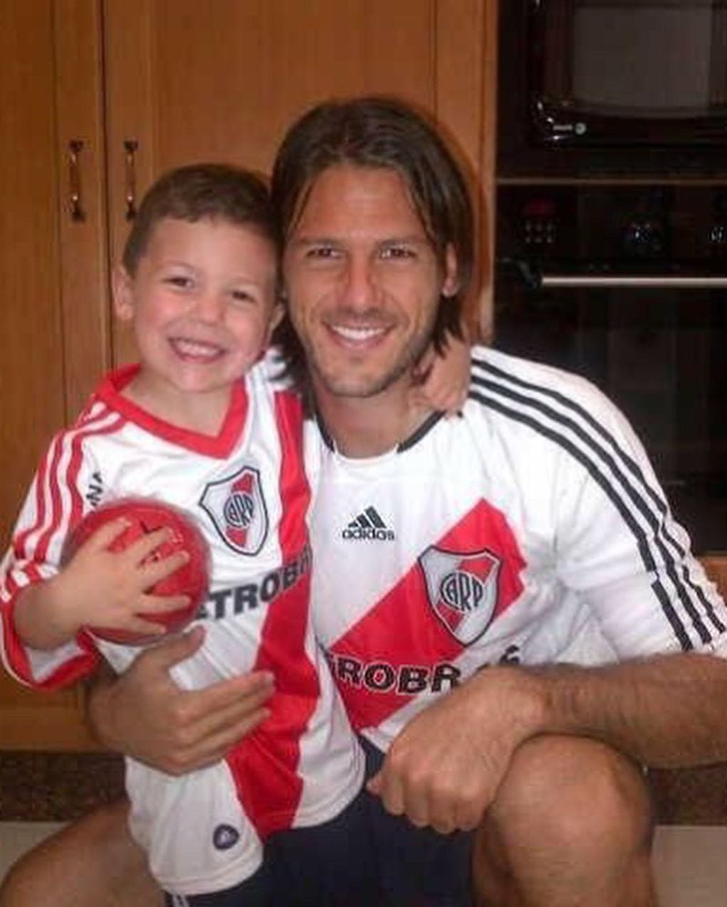 Bastian, el hijo mayor de Evangelina Anderson y Martín Demichelis. (Gentileza Instagram).