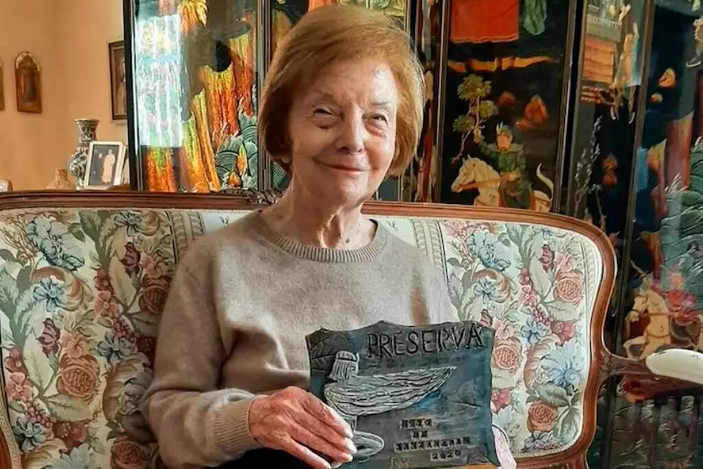 Reapareció Isabel Perón: fue homenajeada a sus 93 años en España
