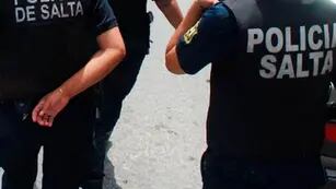 Salta: descubrió a su pareja y colega de la Policía teniendo relaciones con su jefe y los denunció por exhibiciones obscenas