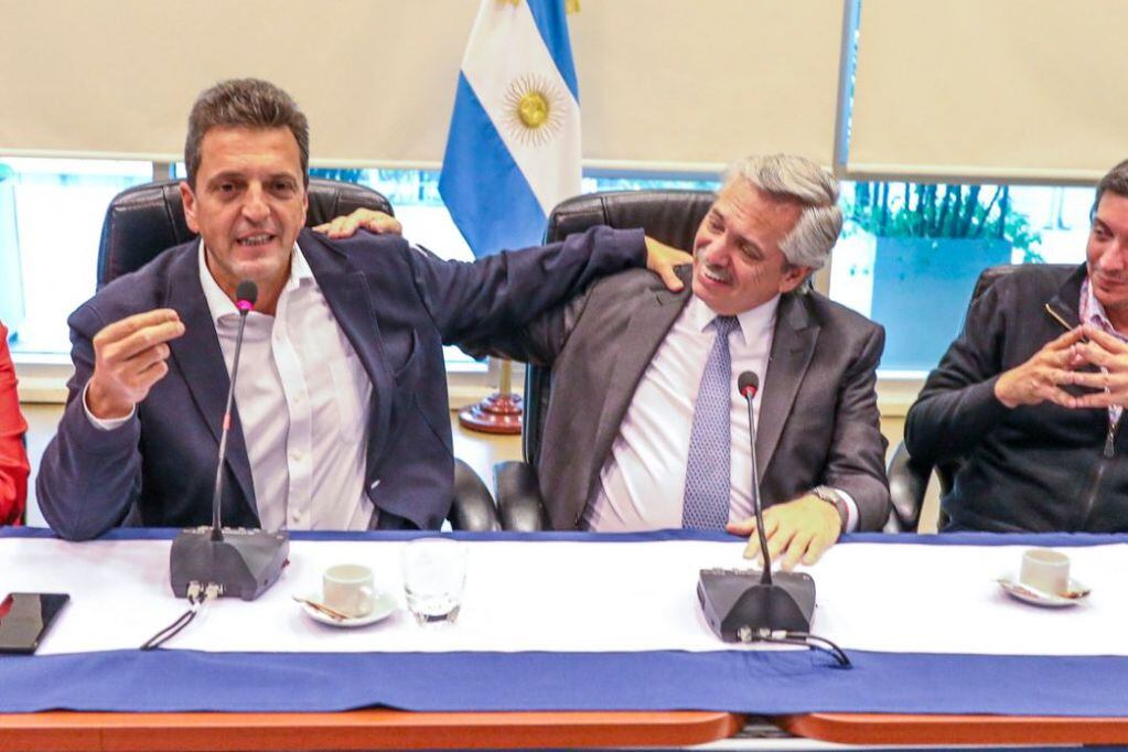 Alberto Fernández almorzó en la Quinta de Olivos con medio gabinete, Sergio Massa, Máximo Kirchner y otros funcionarios por el congelamiento de precios. - Los Andes