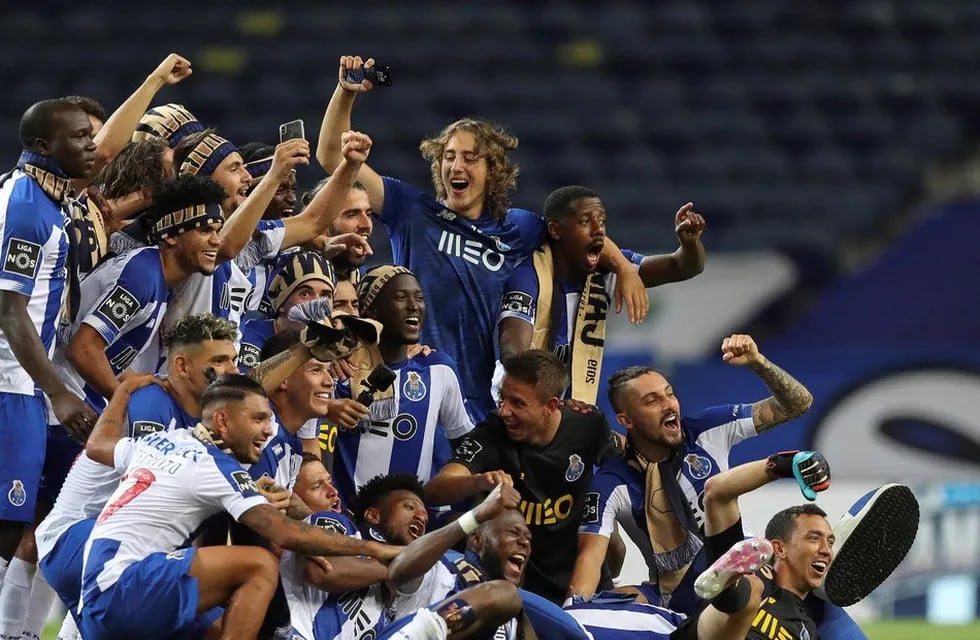 Porto le ganó al Sporting y festejó el título de la Primeira Liga. / Gentileza.