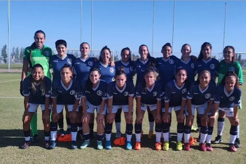 Independiente Rivadavia punteras de la LMF