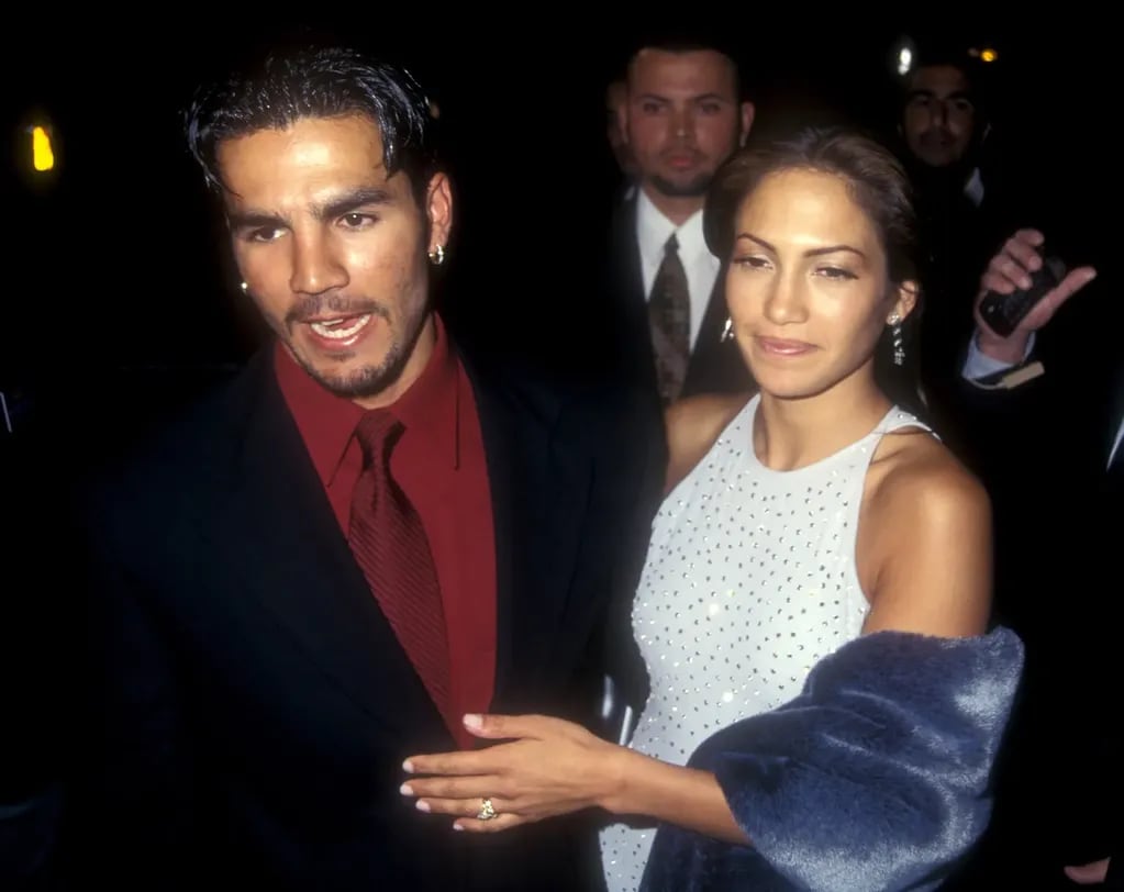 Jennifer Lopez y sus seis anillos de compromiso costosísimos