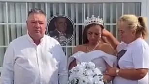 Dramático: su prometido murió el día de la boda y ella usó el vestido de novia para su funeral