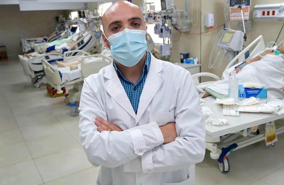 “UNA GUERRA”. Con eso comparó el especialista en terapia intensiva Marcos Marengo a la pandemia. / Foto: Orlando Pelichotti