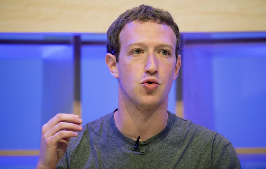 El jefe ejecutivo de Facebook, Mark Zuckerberg\u002E