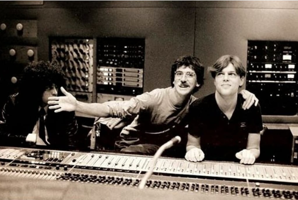 Charly García y Joe Blaney en el estudio.