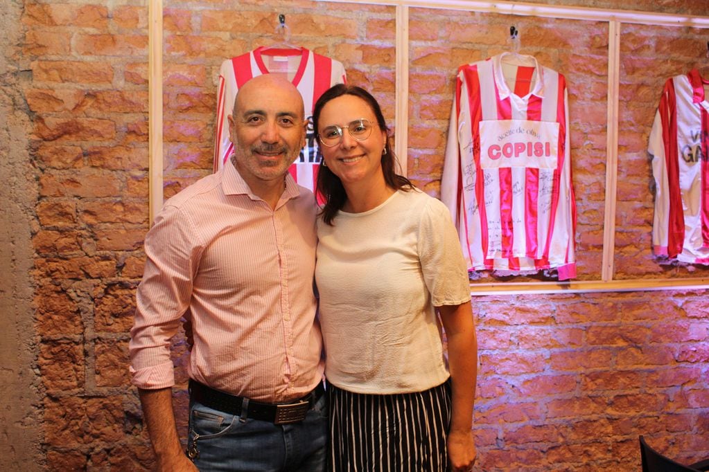 Eduardo Tobares y Celina Dorigo.