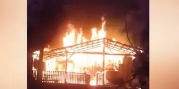 Wanda: denunció que un vecino le quemó la casa a su mamá y perdió todo
