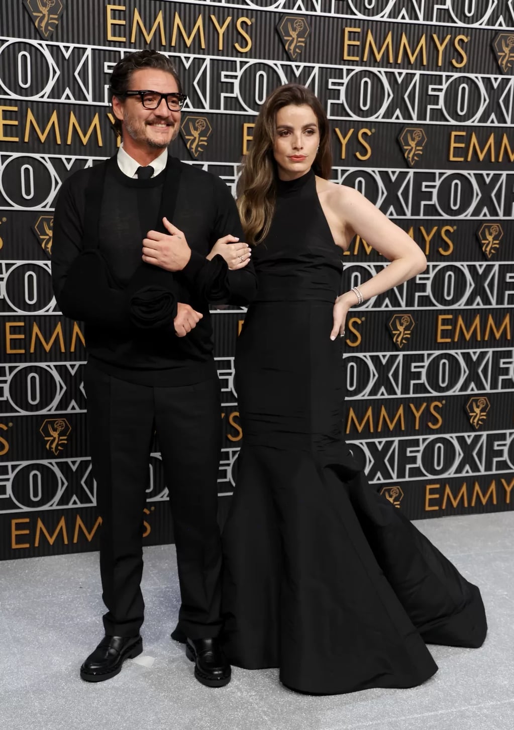 Pedro Pascal fue acompañado de su hermana Lux a los Emmy