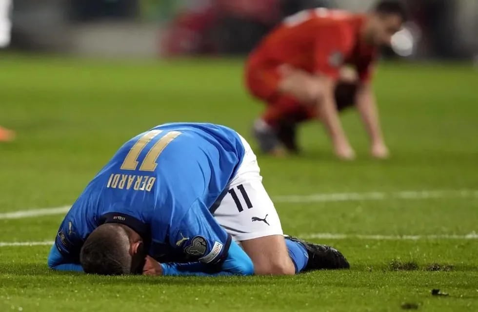 Golpe al campeón de Europa. Italia se quedó afuera del Mundial de Qatar 2022. (AP)