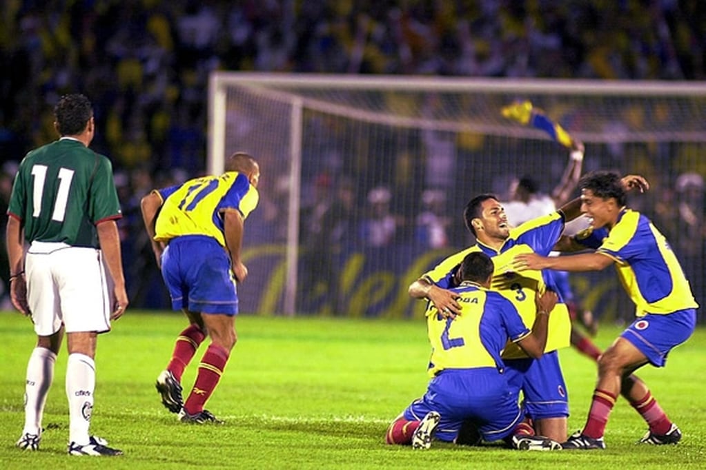 La selección de Colombia ganó su único título oficial en 2001, en la Copa América disputada en su país y que estuvo a punto de no disputarse.