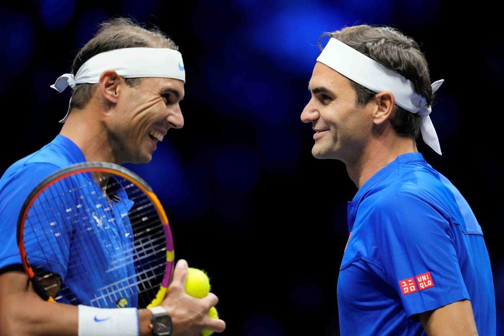 La despedida oficial de Roger Federer del tenis fue junto al español Rafael Nadal, con quien jugó el dobles en la Copa Laver. (AP)
