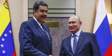 Relaciones. Maduro y Putin afianzaron vínculos entre Venezuela y Rusia. (AP/Archivo)