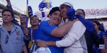 El ídolo Xeneize admitió que hay que alejarse de lo político y sacarse el sombrero ante el Diego, por lo feliz que hizo por todo el fútbol. 