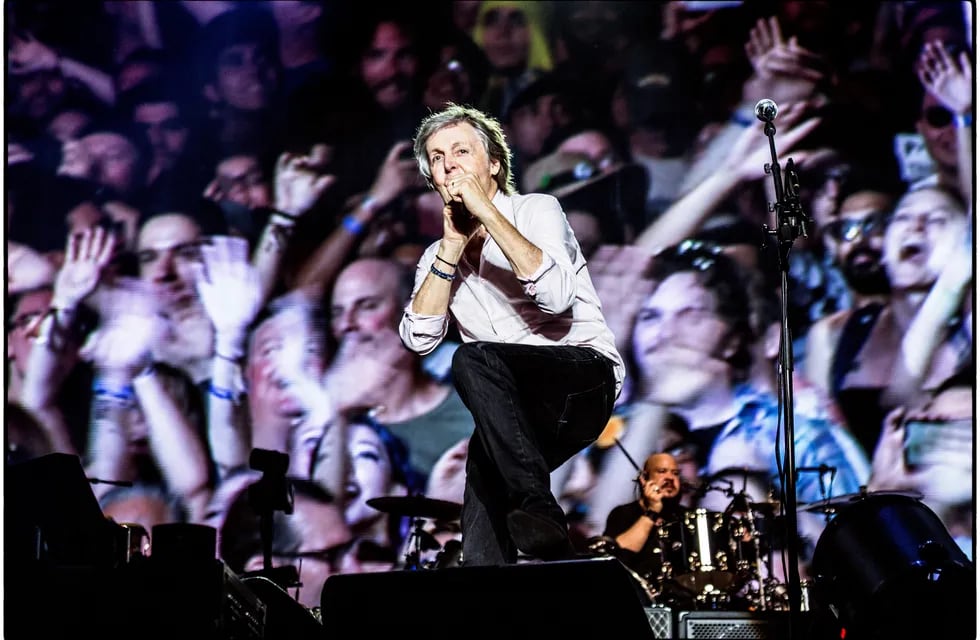 Buenos Aires revolucionada por la llegada de Paul McCartney