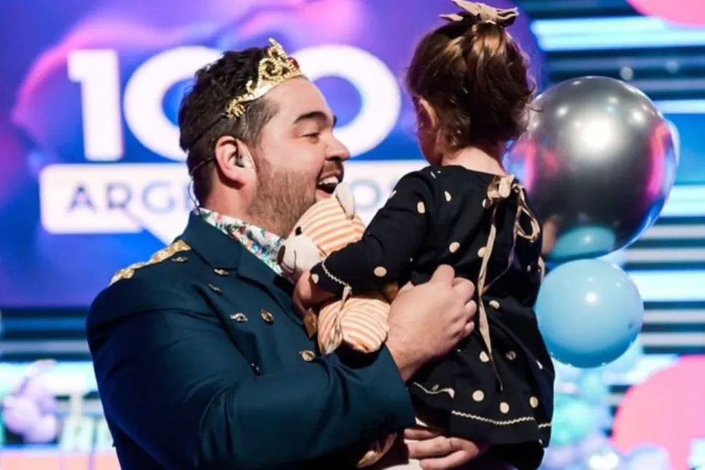 Darío Barassi y su hija Emilia en el festejo de su cumpleaños en 100 argentinos dicen