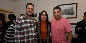 Destacado. Lautaro Jiménez, Noelia Barbeito y Víctor Da Vila, en la sede del PTS.  Marcelo Rolland / Los Andes
