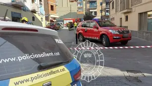 Dos hermanitas argentinas de 12 años cayeron del tercer piso de un edificio en Barcelona