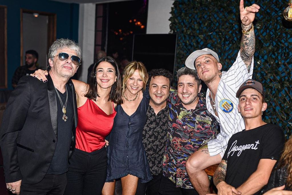 Jey Mammón festejó su cumpleaños 45 con todos invitados famosos.