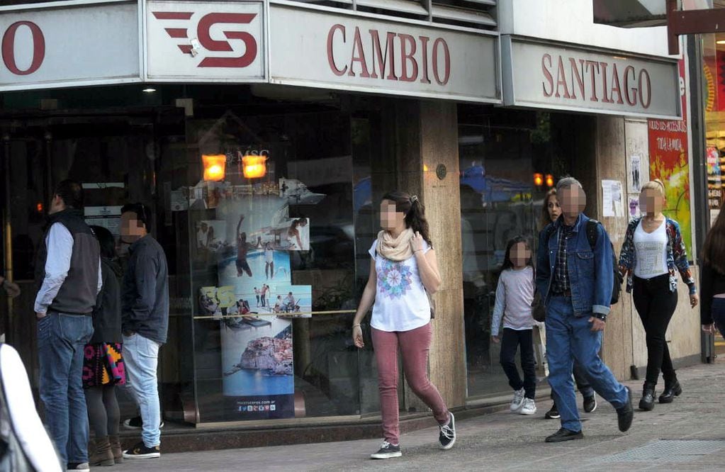 Cambio Santiago fue parte del mercado cambiario local durante cuatro décadas, en sus pizarras se leía la cotización oficial del dólar en la City mendocina.