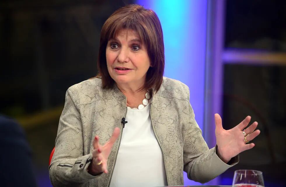 Patricia Bullrich, presidenta del Pro, lanzó irónicos comentarios sobre alerto Fernández en una entrevista con LN+. Foto: José Gabriel Hernández