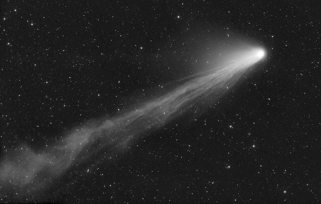 “El cometa se iluminará un poco a medida que se acerque al Sol, y debería ser visible a simple vista en el oeste aproximadamente una hora después de la puesta del sol”, informaron expertos de la NASA. Foto: MICHAEL JÄGER