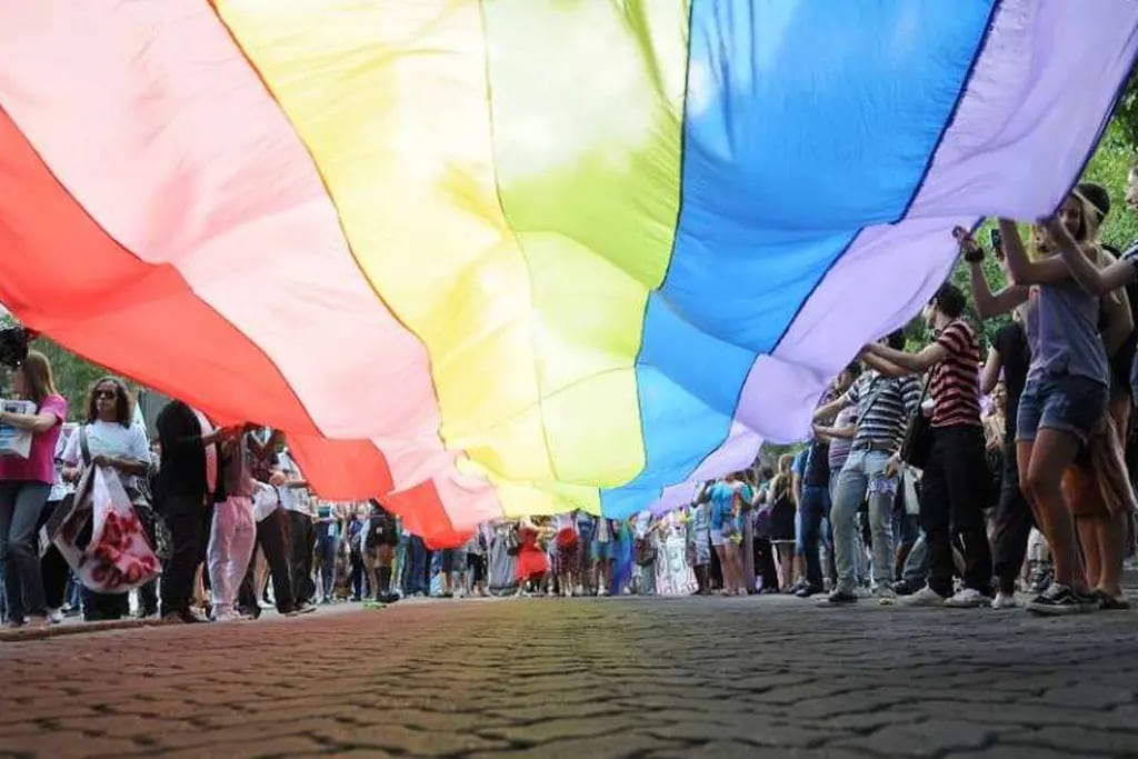  El gobierno afirma que busca relevar las necesidades de gays, lesbianas y trans de la provincia.