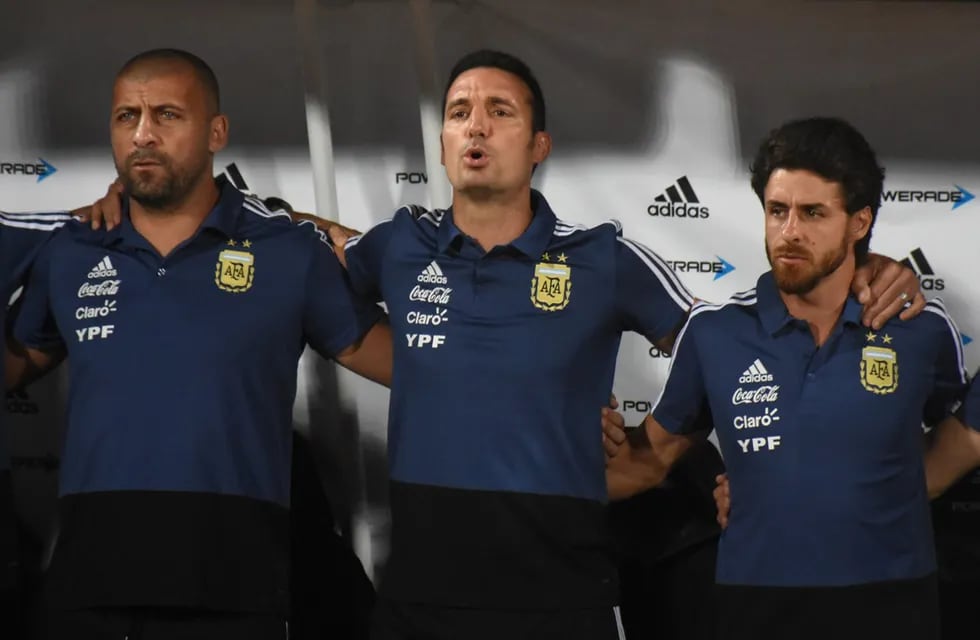 Walter Samuel, Lionel Scaloni y Pablo Aimar, los conductores de la Selección Argentina. / AFA