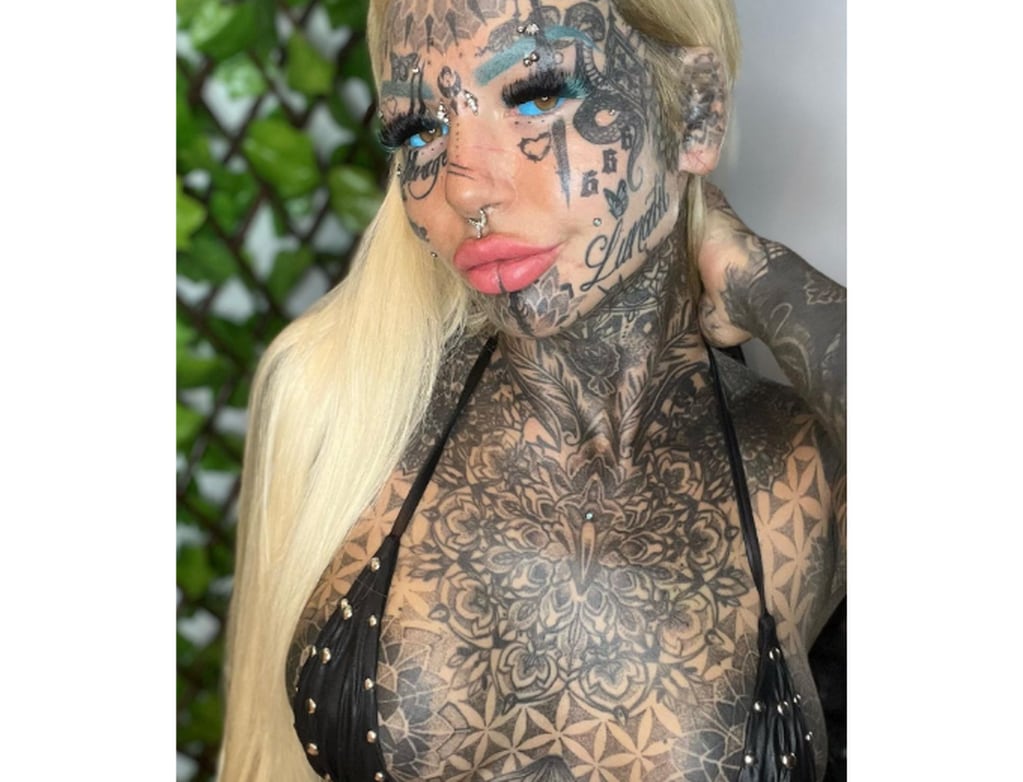 La influencer Amber Luke es conocida por ser la mujer "más tatuada de Australia". Foto: @amberluke666 / Instagram