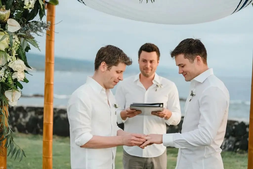 Sam Altman, CEO de OpenAI, se casó en una ceremonia privada en Hawái