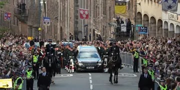 El cortejo fúnebre de Isabel II. (AP)