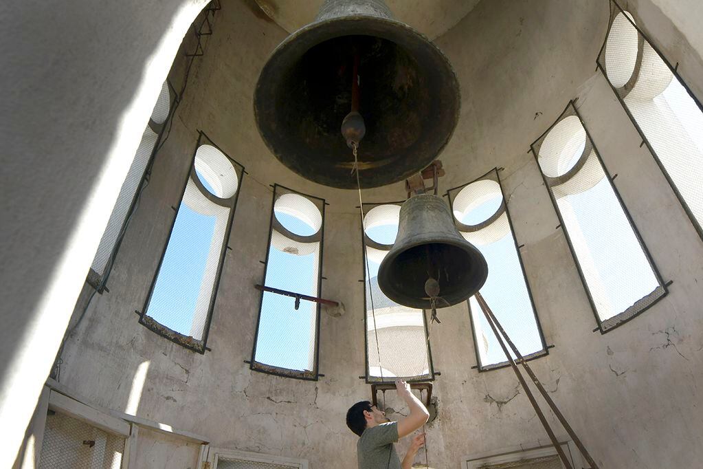 La Catedral de Nuestra Señora de Loreto, posee un campanario con dos centenarias campanas de bronce. Foto: Orlando Pelichotti

