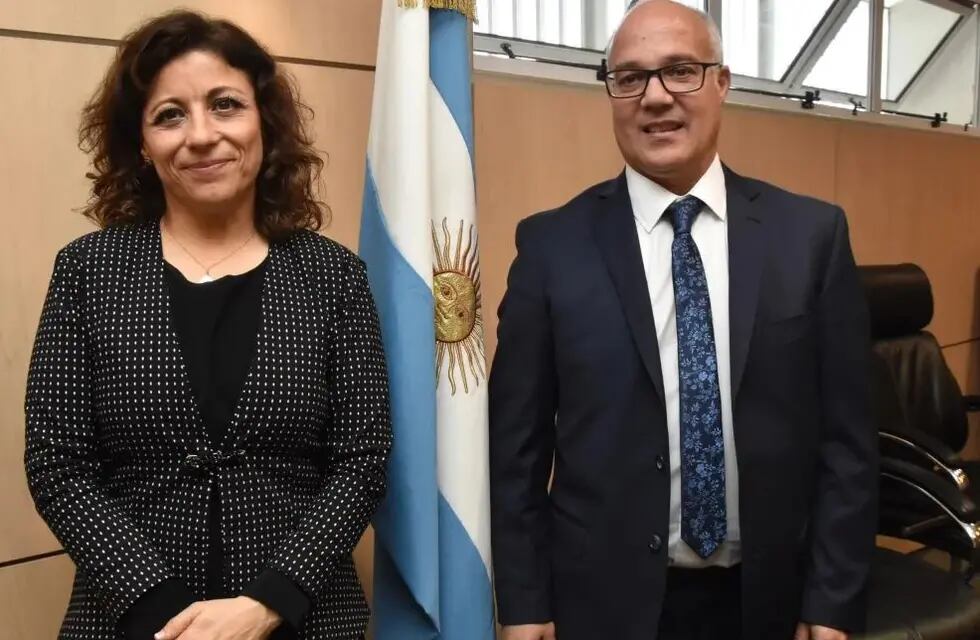 Eliana Rattá y Daniel Doffo, del Tribunal Oral Federal de San Juan. /Gentileza Diario de Cuyo.