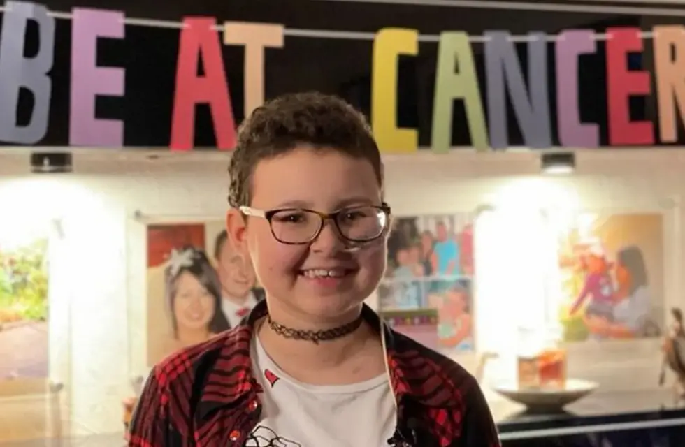 Alyssa tiene 13 años y fue diagnosticada con leucemia en mayo de 2021.
