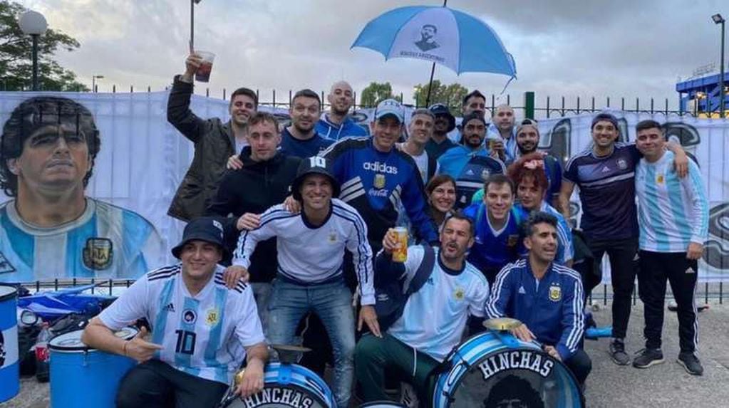 Hinchas argentinos, grupo que aglutina fanáticos de la Celeste y blanca / Gentileza