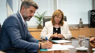 La Ciudad y la UNCuyo firmaron un convenio para intensificar la seguridad de la comunidad universitaria