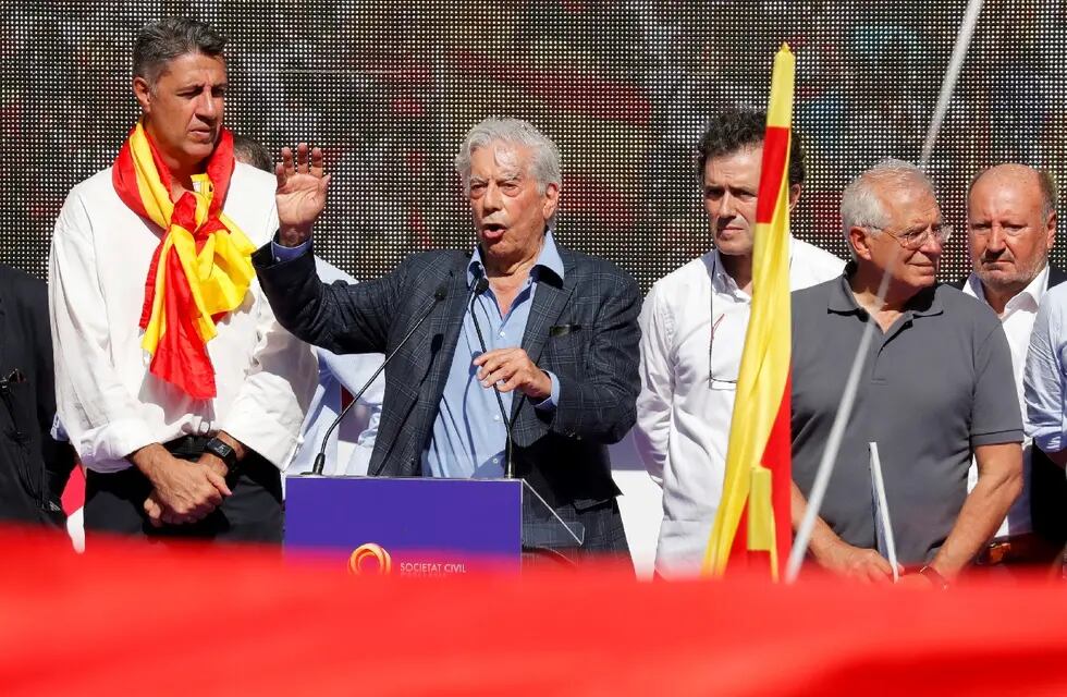 Vargas Llosa: "Ninguna conjura independentista destruirá la democracia española"