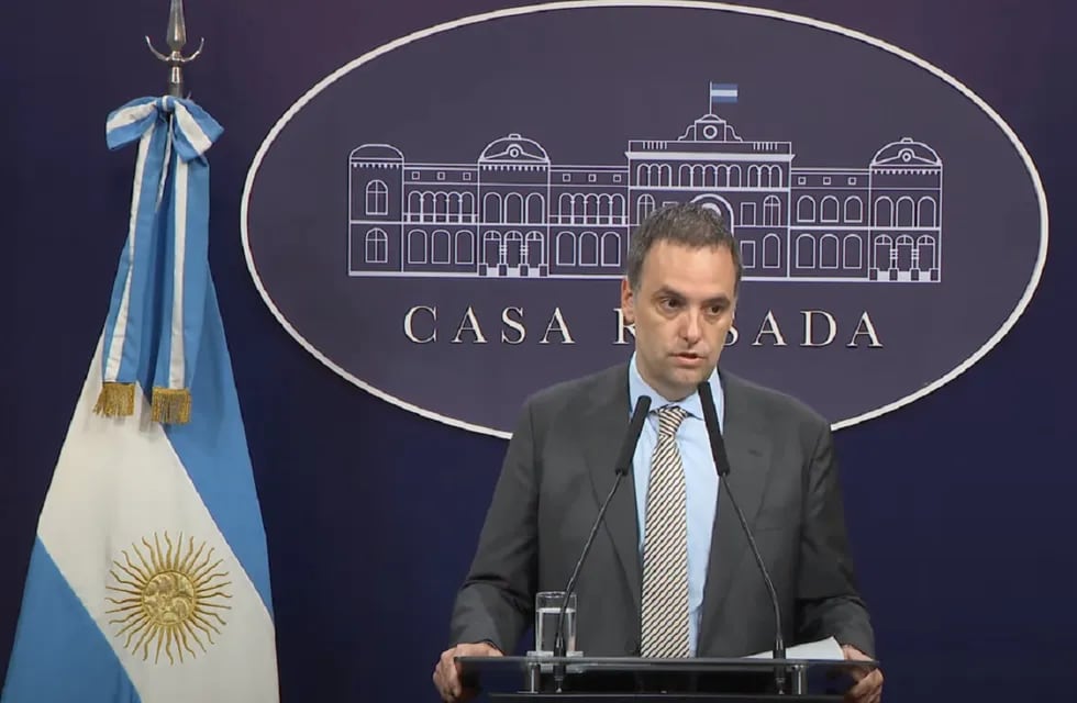 El vocero presidencial Manuel Adorni en conferencia de prensa (09/01/24)