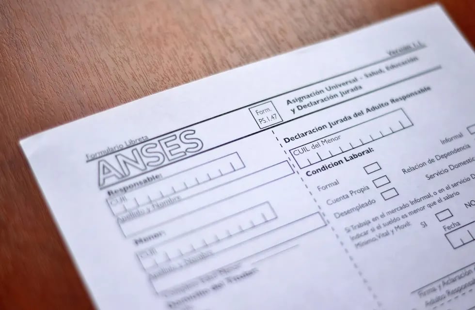 Para cobrar el retenido por la AUH se debe completar un formulario y presentarlo ante Anses